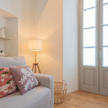 Independence Apartment With Balcony By Rent All Como Dış mekan fotoğraf