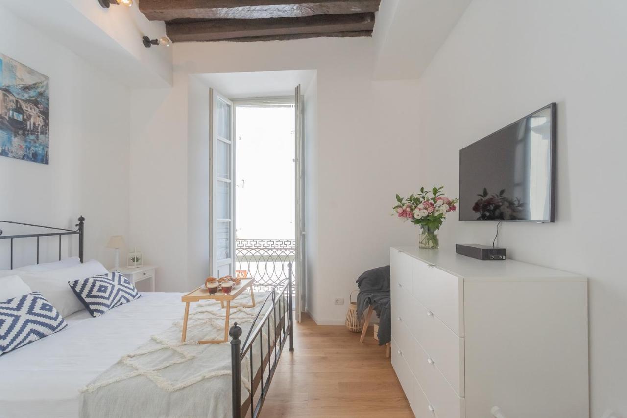 Independence Apartment With Balcony By Rent All Como Dış mekan fotoğraf
