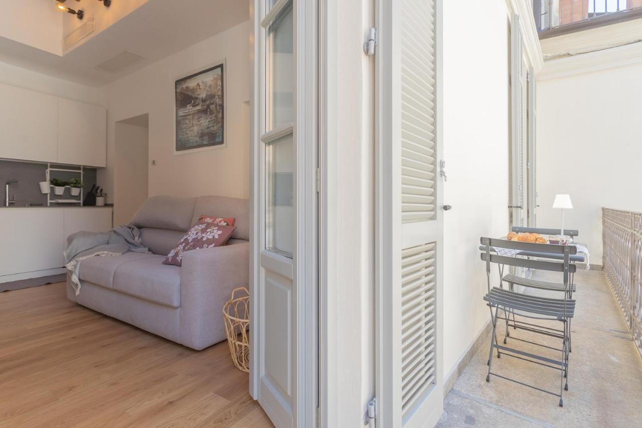 Independence Apartment With Balcony By Rent All Como Dış mekan fotoğraf
